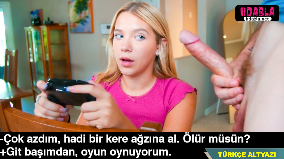 Kız kardeşim oyun oynarken dalgayı ağzına alsın diye kırk takla attım